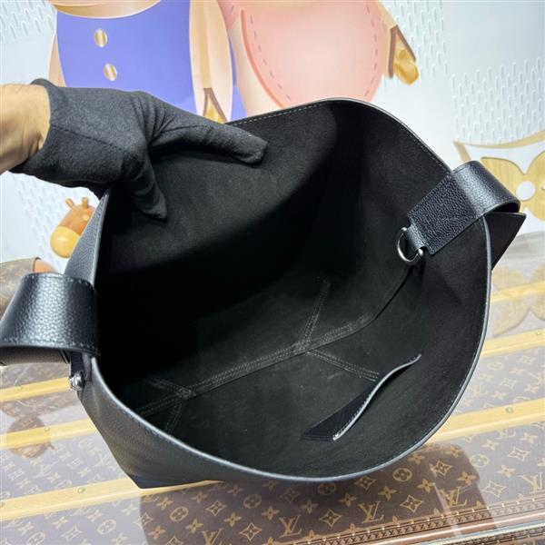 2026120182257951 270